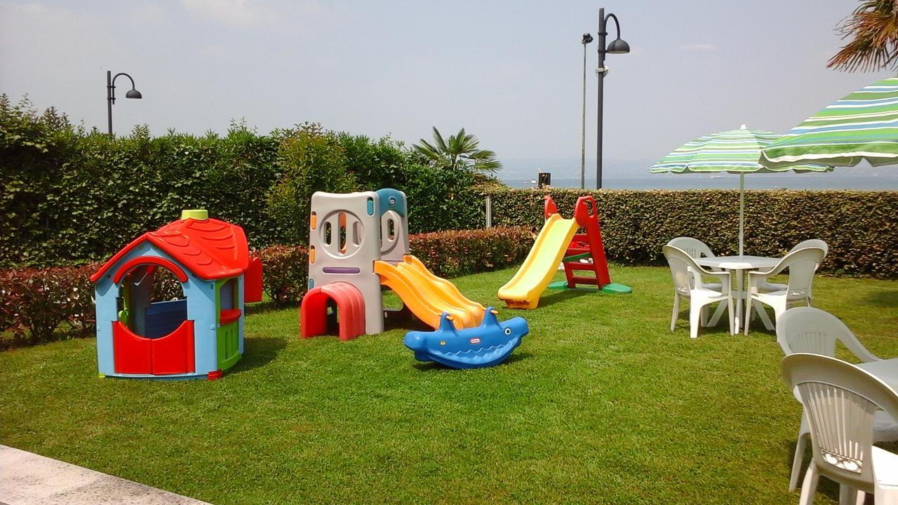 Appartamenti Residence Tulipano Sirmione Zewnętrze zdjęcie