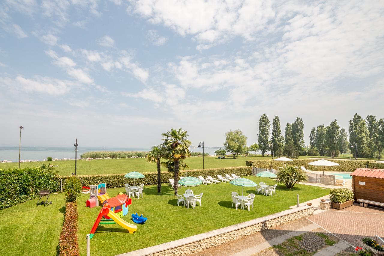 Appartamenti Residence Tulipano Sirmione Zewnętrze zdjęcie